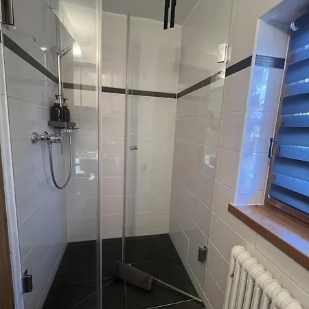 Prosthaeusl 1866 شقة *